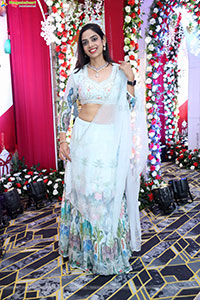 Swetha Kanduri stills in White Designer Dress, HD Gallery