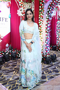 Swetha Kanduri stills in White Designer Dress, HD Gallery