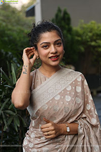 Varsha Bollamma Beautiful stills in Saree, HD Gallery