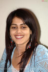 Genelia Photo Gallery