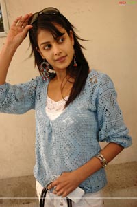 Genelia Photo Gallery