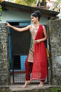 Keerthi Portfolio Pictures