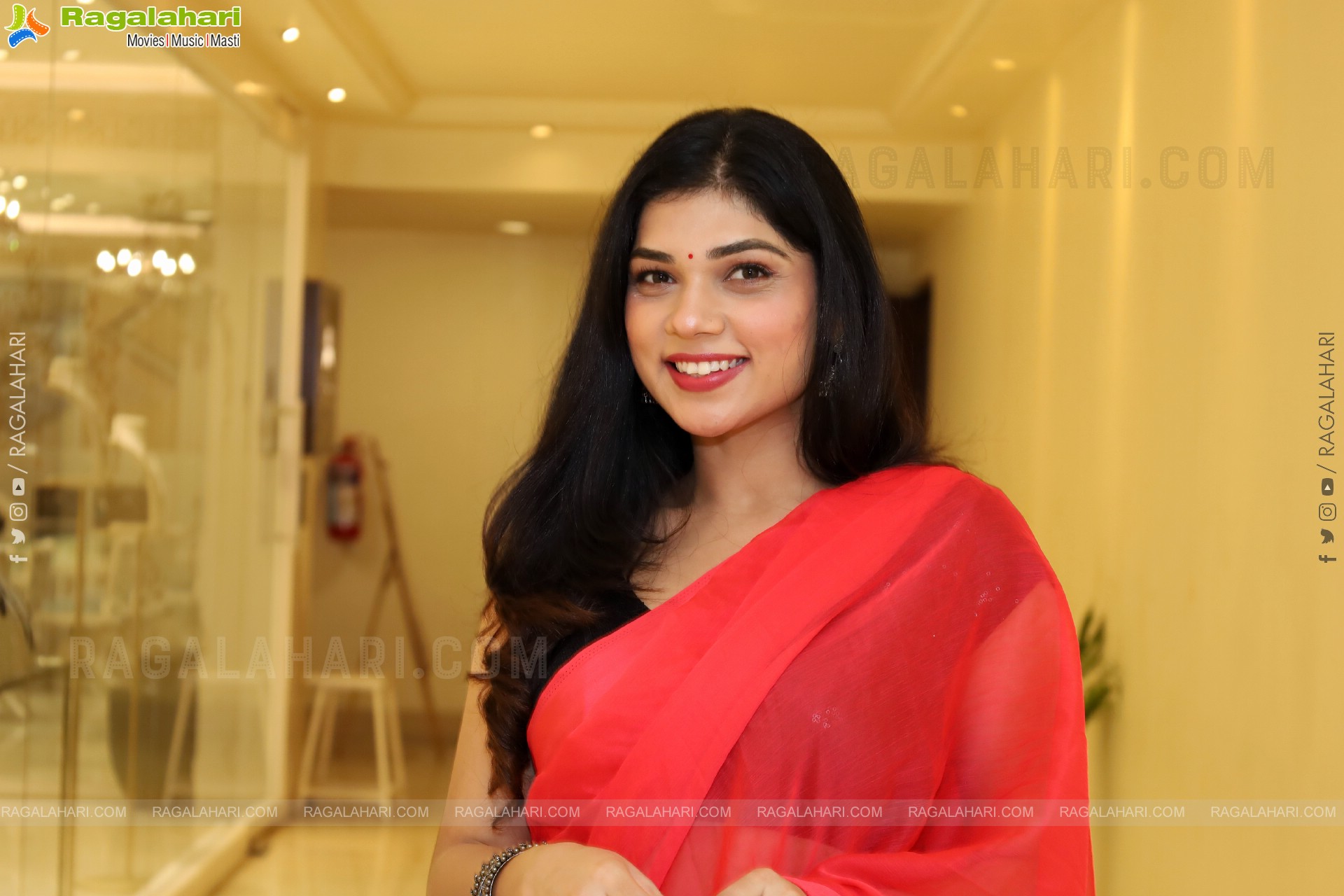Anamika Tomar at Sutraa Lifestyle Exhibition, HD Gallery