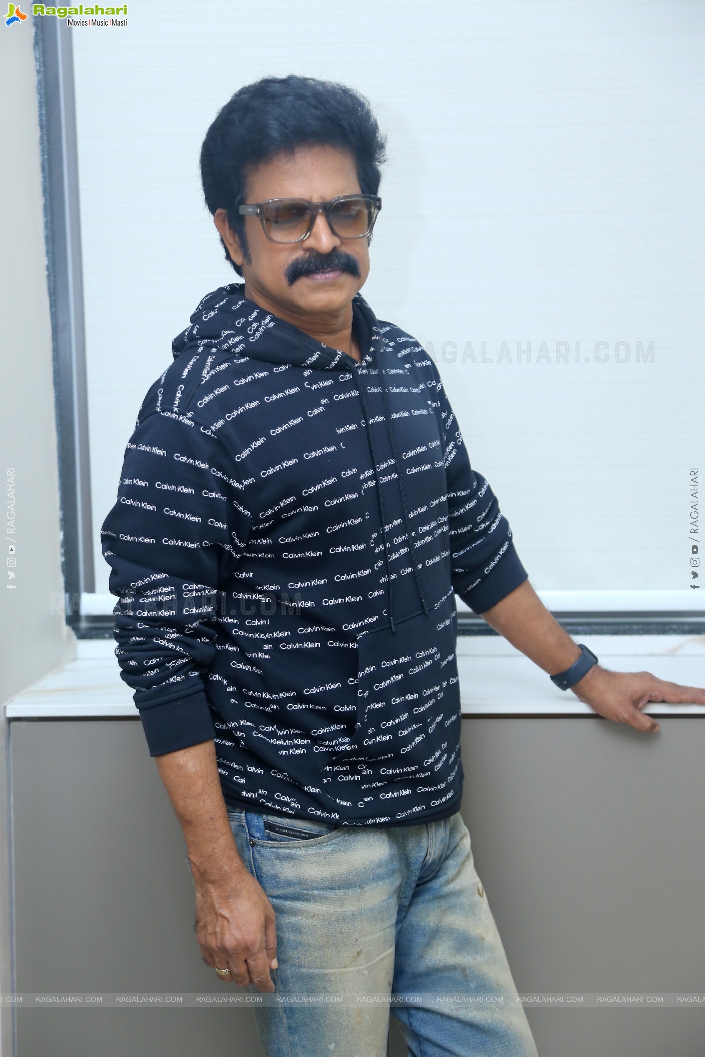 Brahmaji stills at Slum Dog Husband Interview, HD Gallery