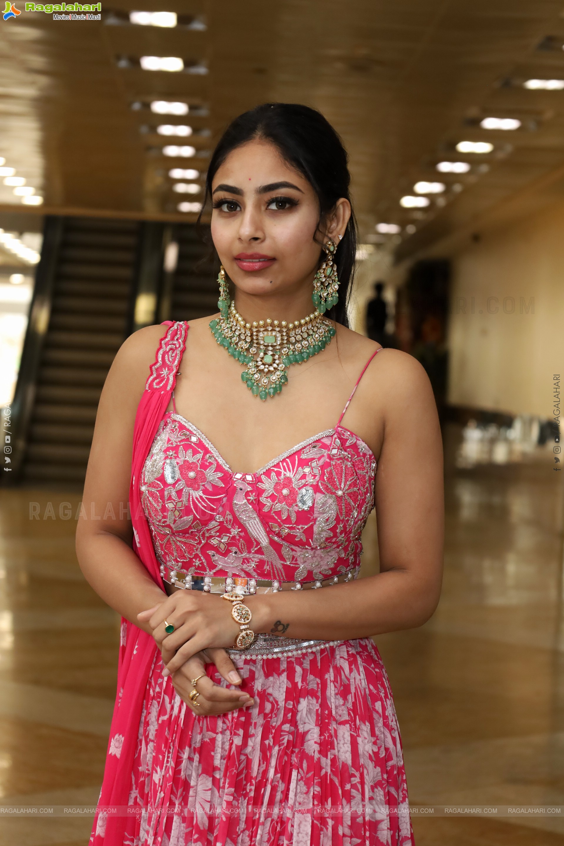 Honey Chowdary Latest Stills, HD Gallery