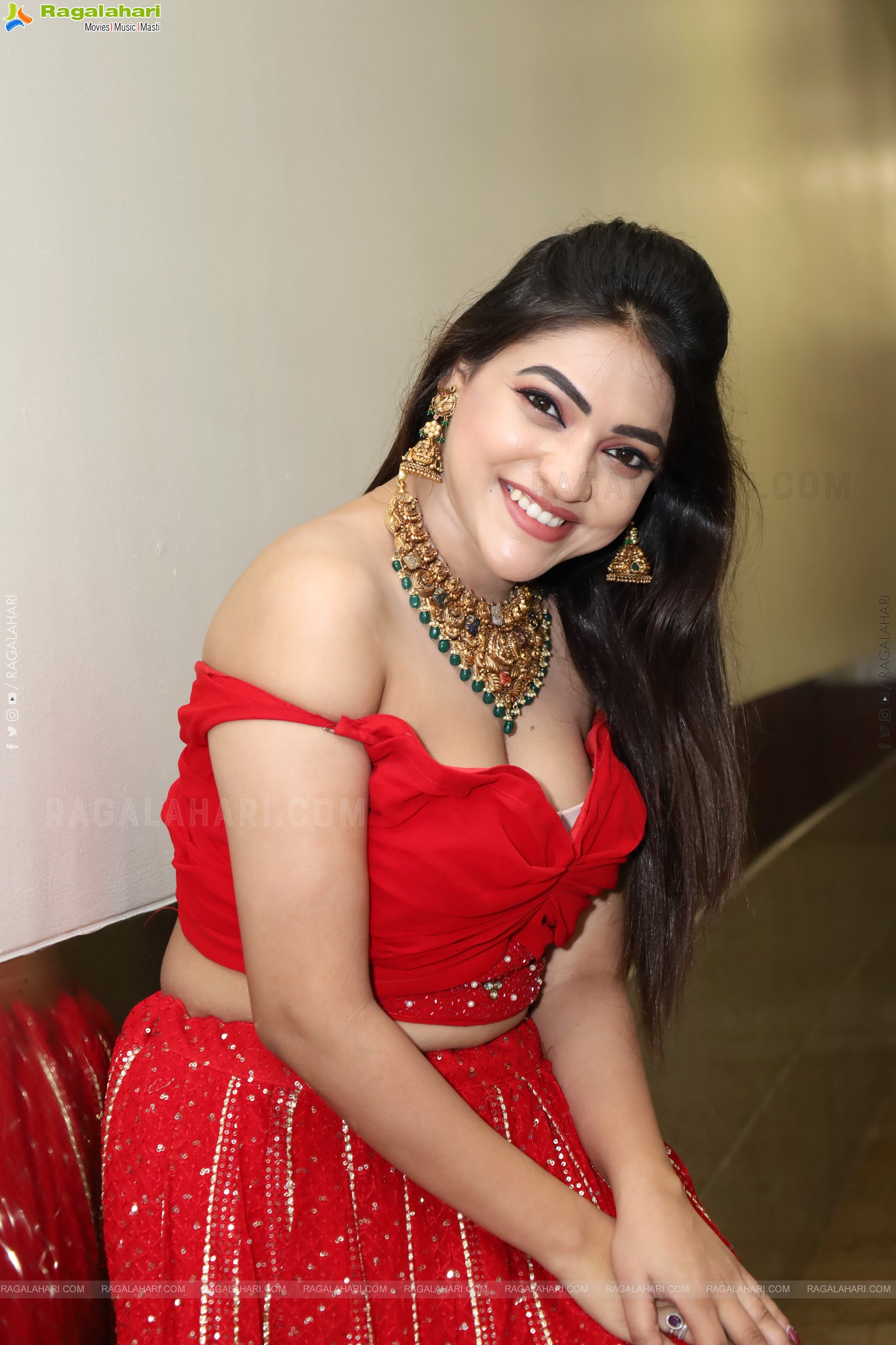 Ishwarya Vullingala at Hi Life Exhibition, HD Gallery