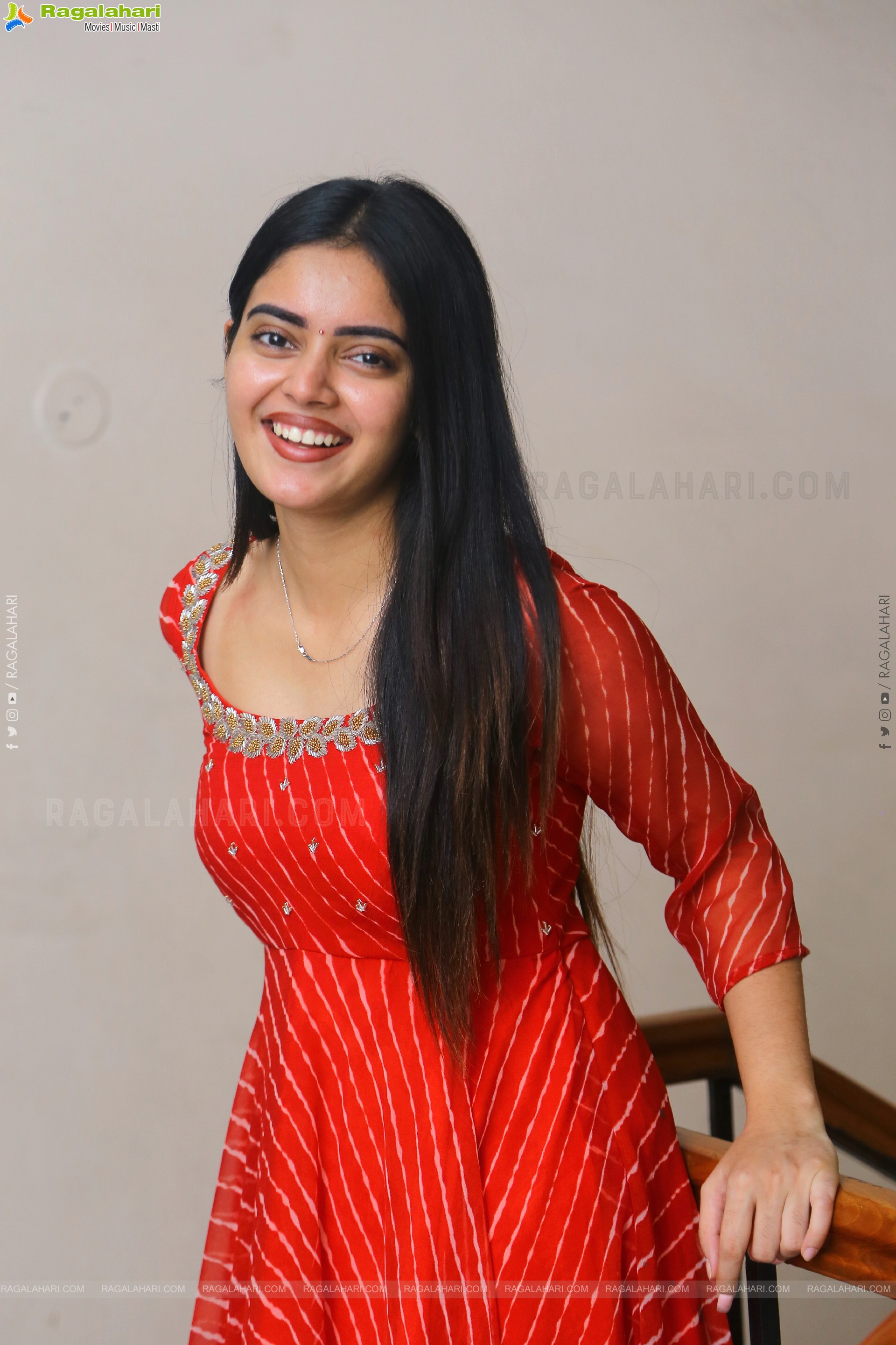 Kushitha Kallapu stills at Neethone Nenu First Look Launch, HD Gallery