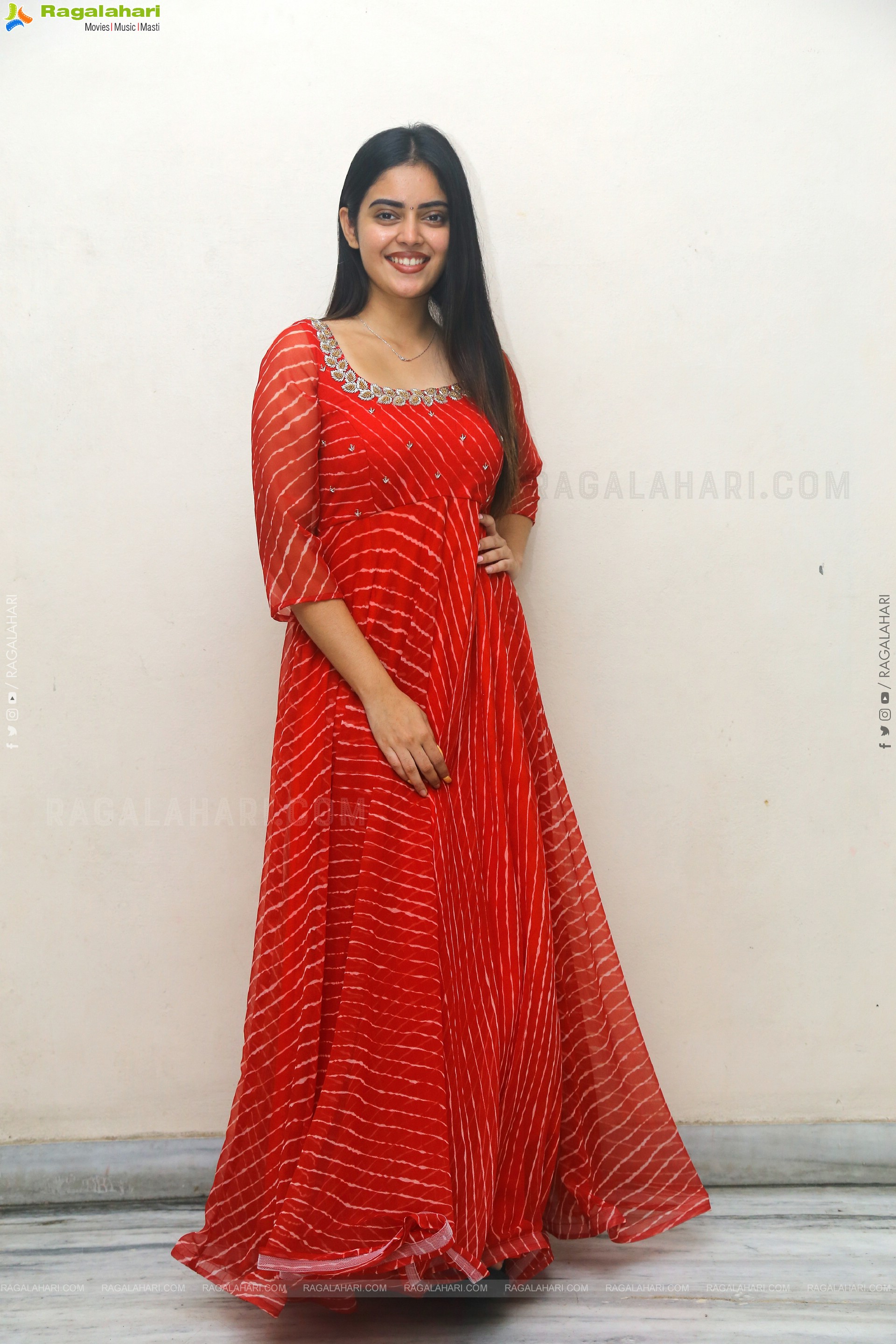 Kushitha Kallapu stills at Neethone Nenu First Look Launch, HD Gallery