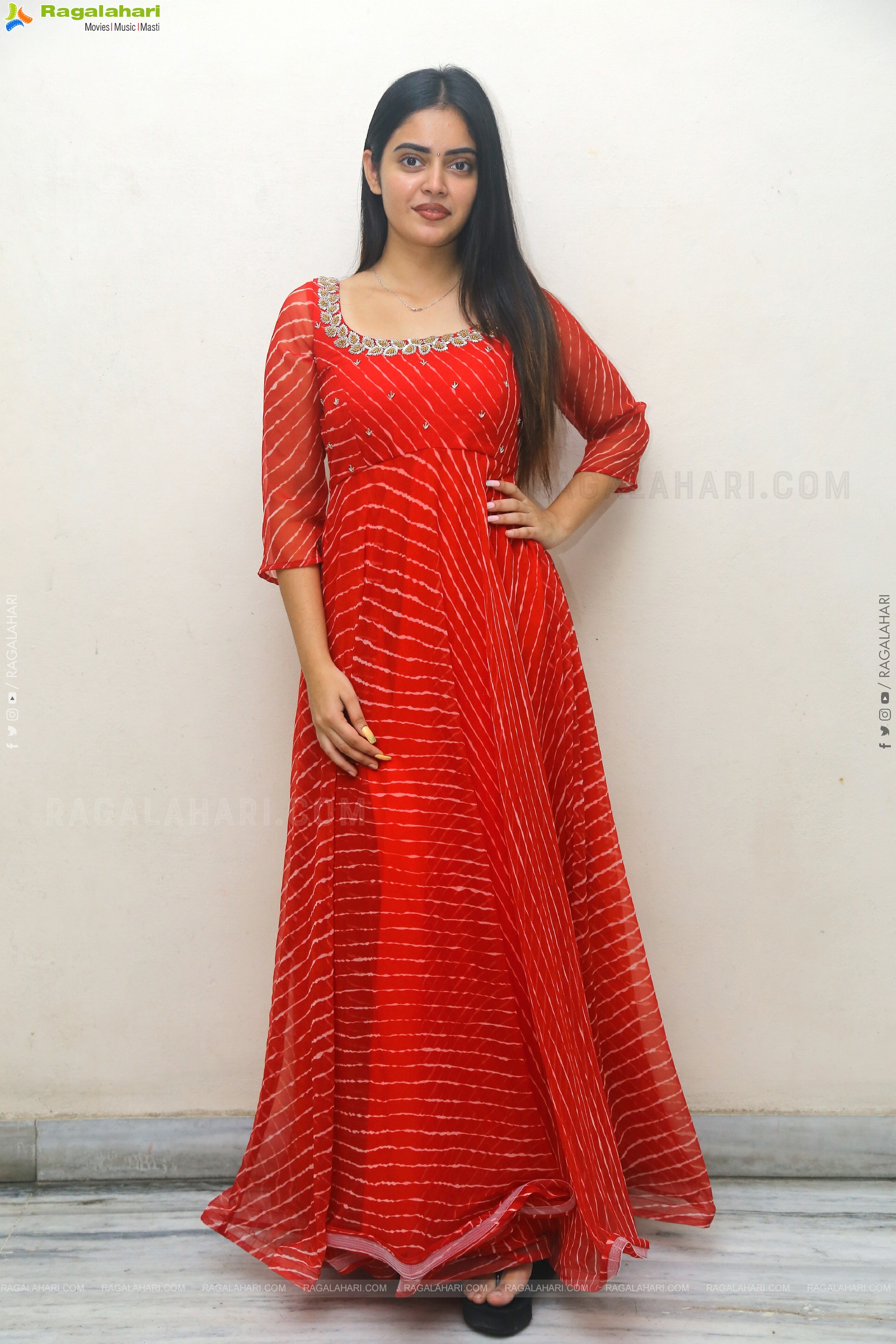 Kushitha Kallapu stills at Neethone Nenu First Look Launch, HD Gallery