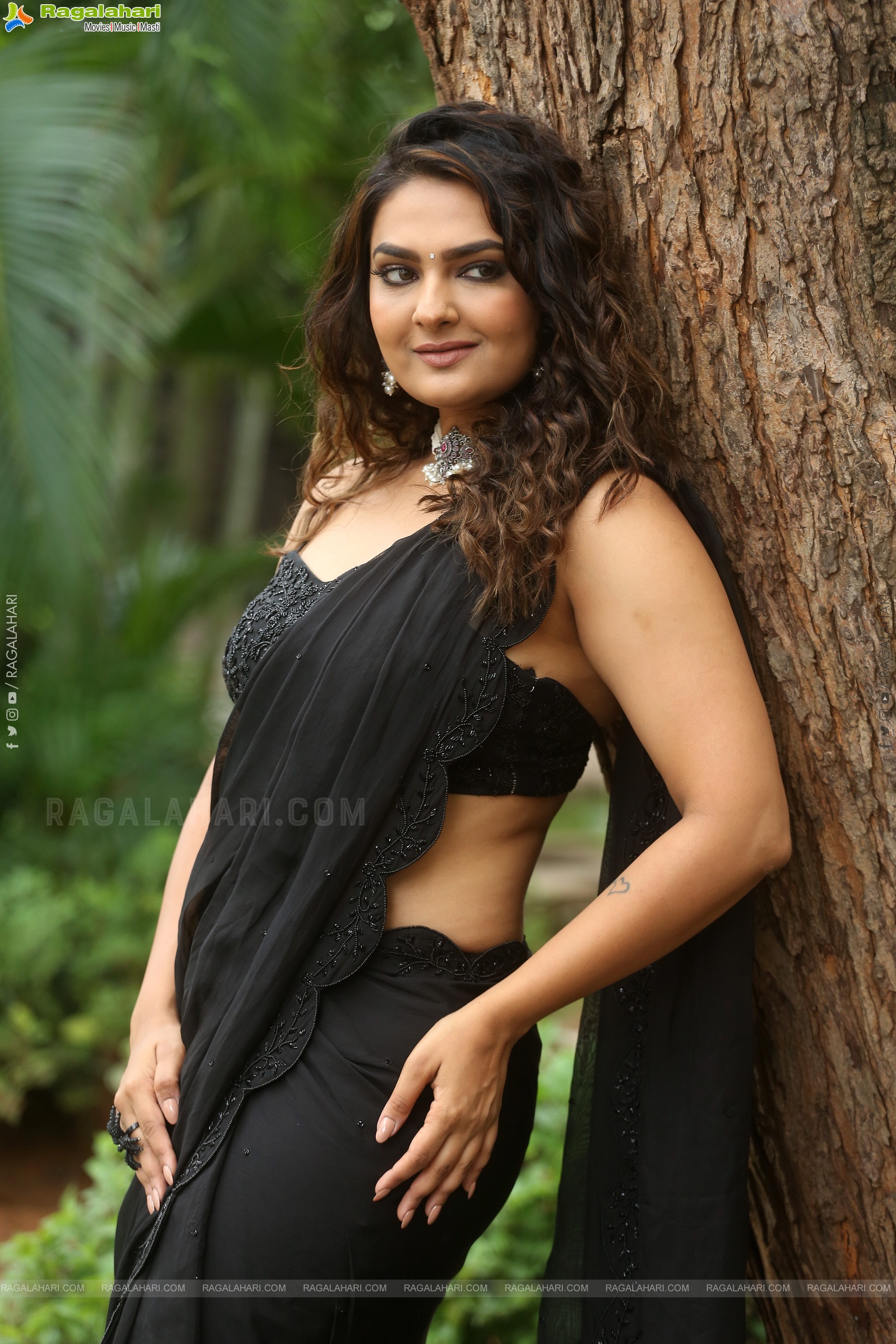 Neha Deshpande at Rajugari Kodipulao Press Meet, HD Gallery