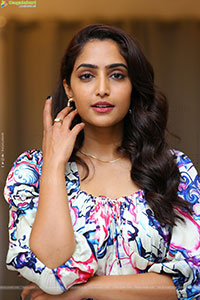 Reba Monica John Latest Stills, HD Gallery