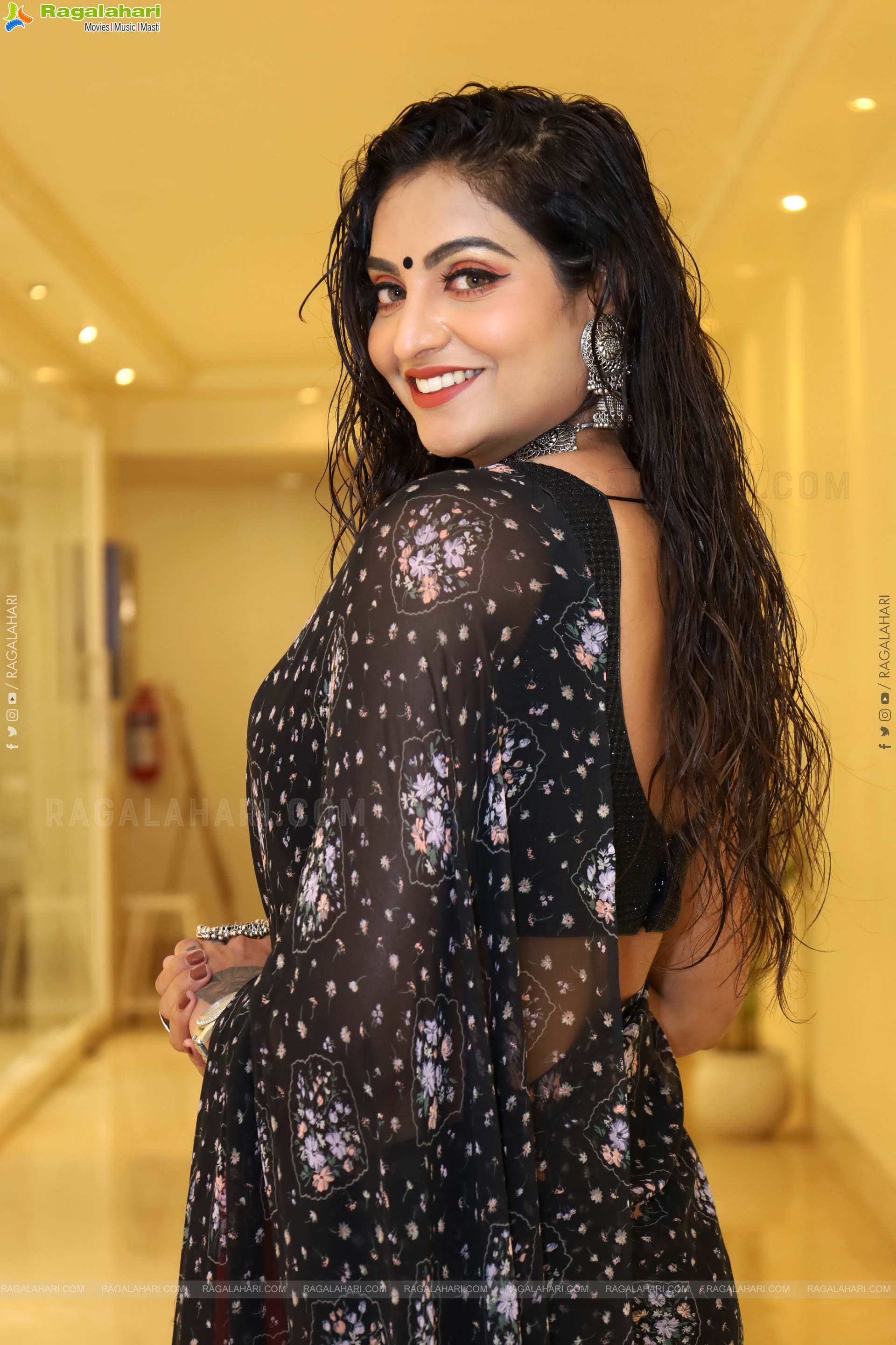 Sharon Fernandes Latest HD Gallery