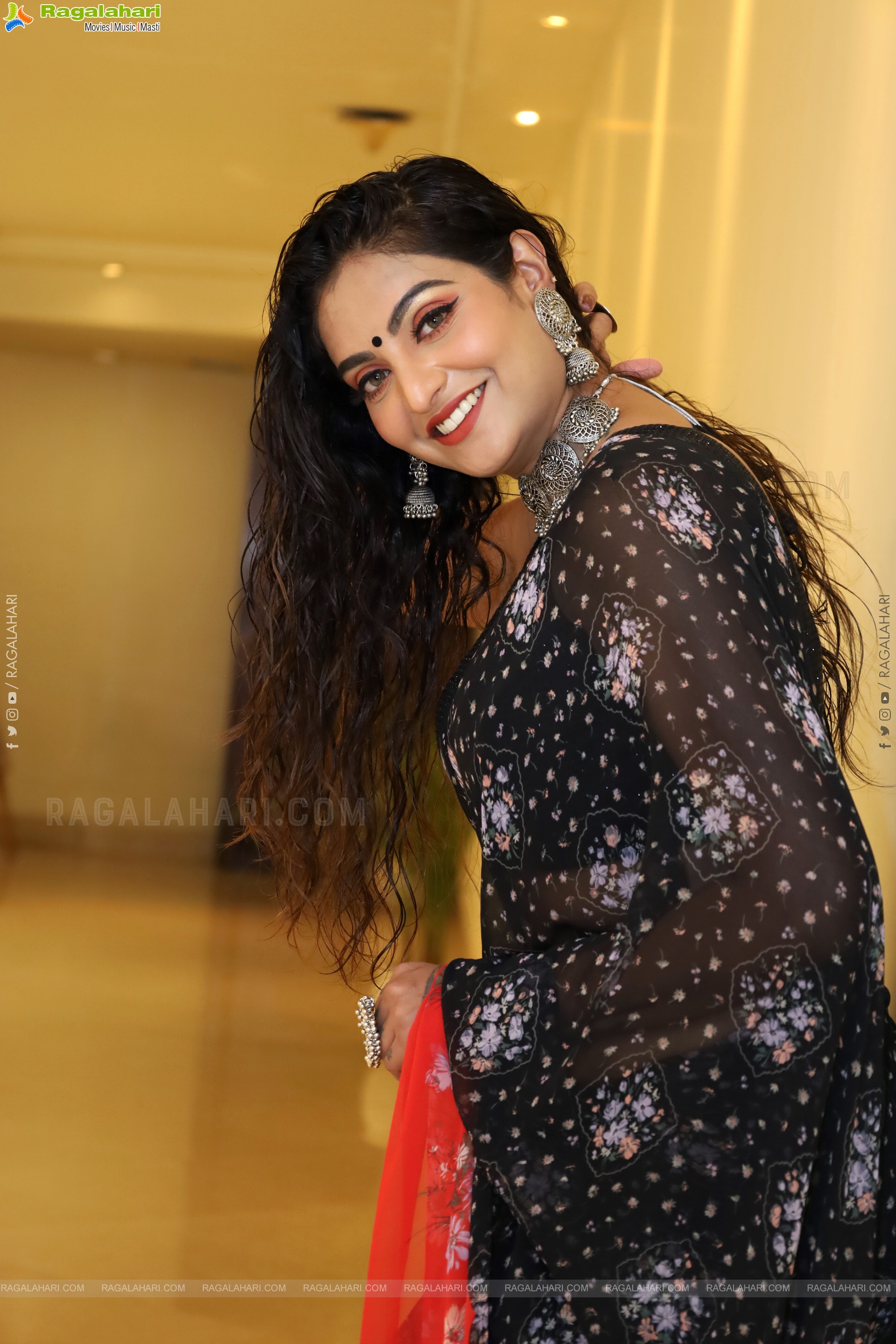 Sharon Fernandes Latest HD Gallery