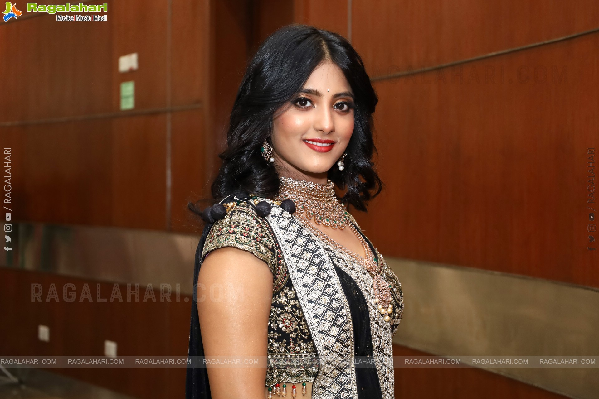 Ulka Gupta at Hi Life Brides Exhibition, HD Gallery