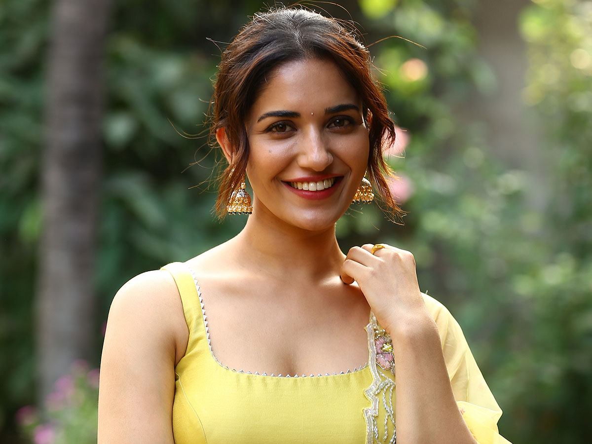 Ruhani sharma ragalahari