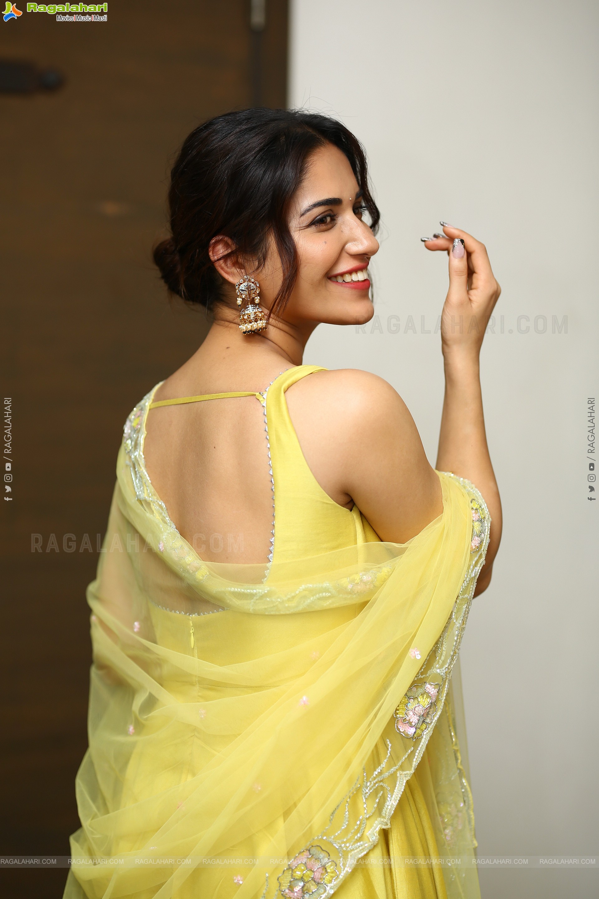 Ruhani Sharma Exclusive Photoshoot, HD Gallery