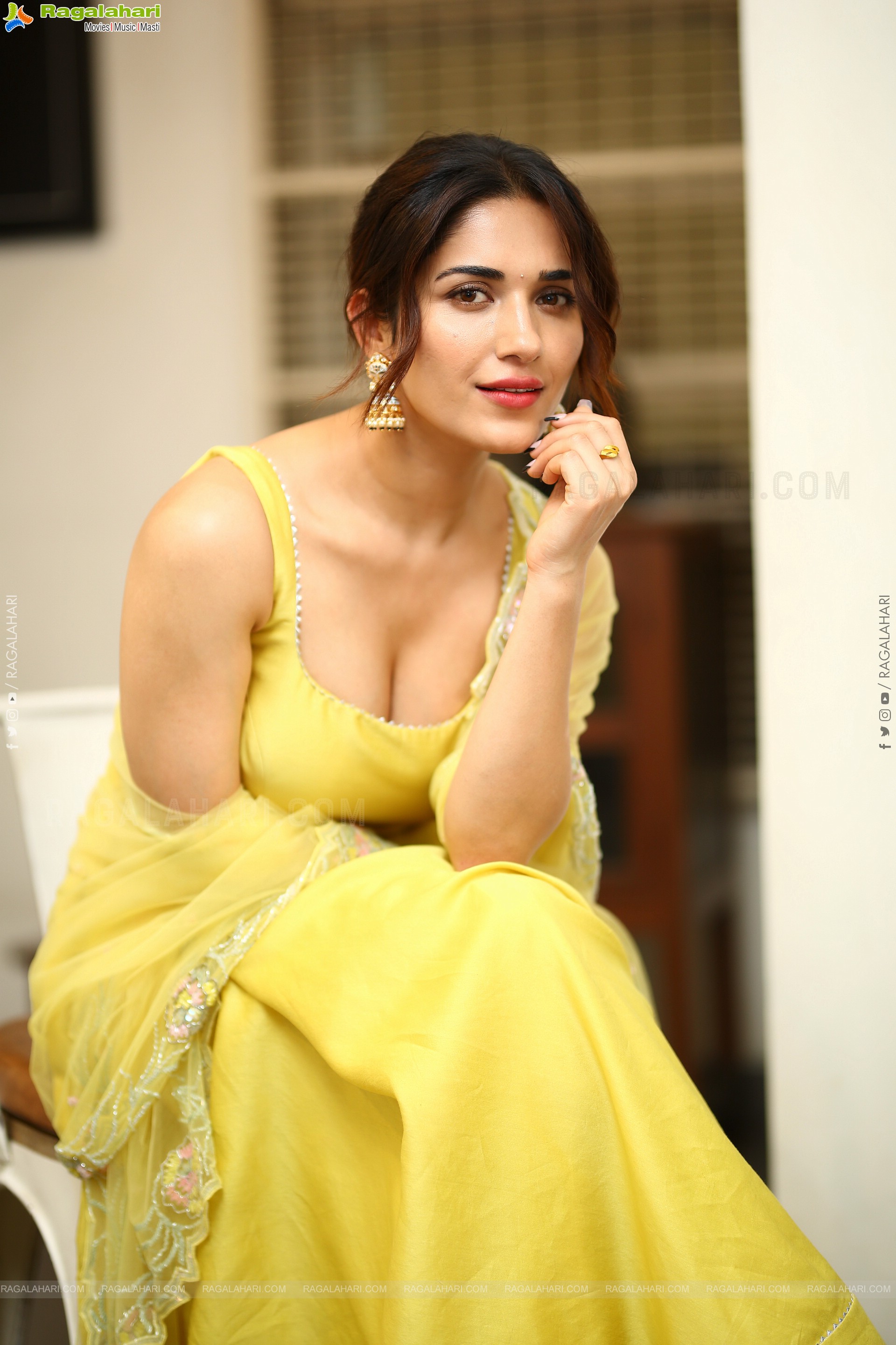 Ruhani Sharma Exclusive Photoshoot, HD Gallery