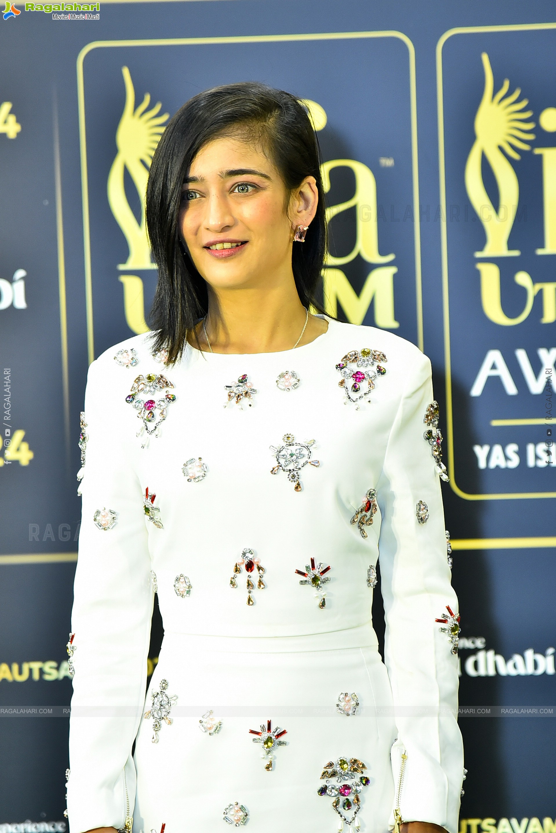 Akshara Haasan at IIFA Utsavam Press Meet, HD Gallery