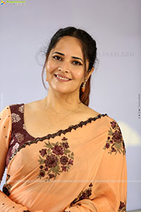 Anasuya at Simbaa Trailer Launch Event, HD Gallery