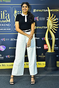 Faria Abdullah at IIFA Utsavam Press Meet, HD Gallery 