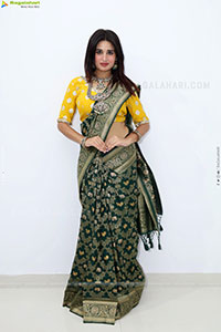 Ishika Roy Latest Stills in Green Saree, HD Photo Gallery.