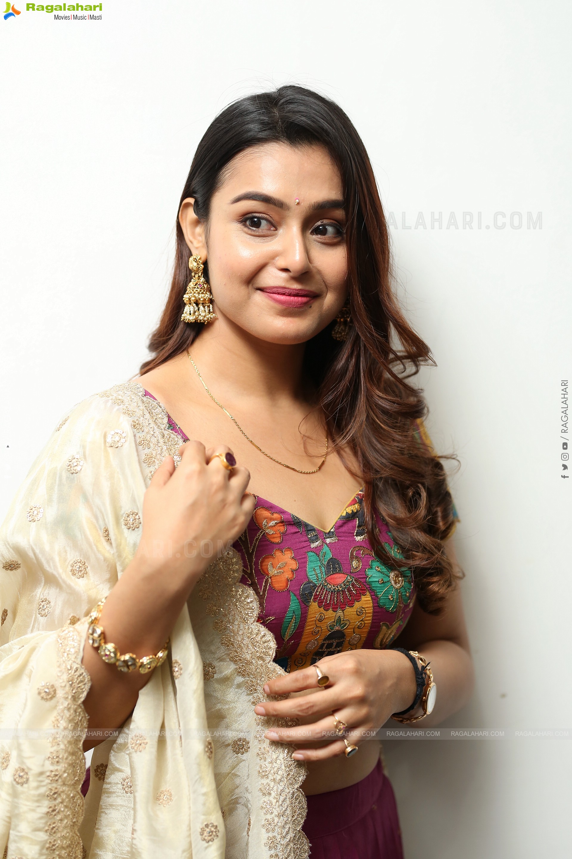 Mokksha at Alanati Ramachandrudu Press Meet, HD Gallery