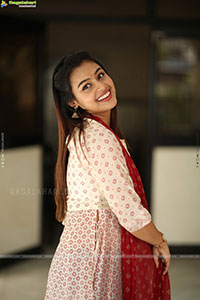 Mokksha at Alanati Ramachandrudu Interview, HD Gallery