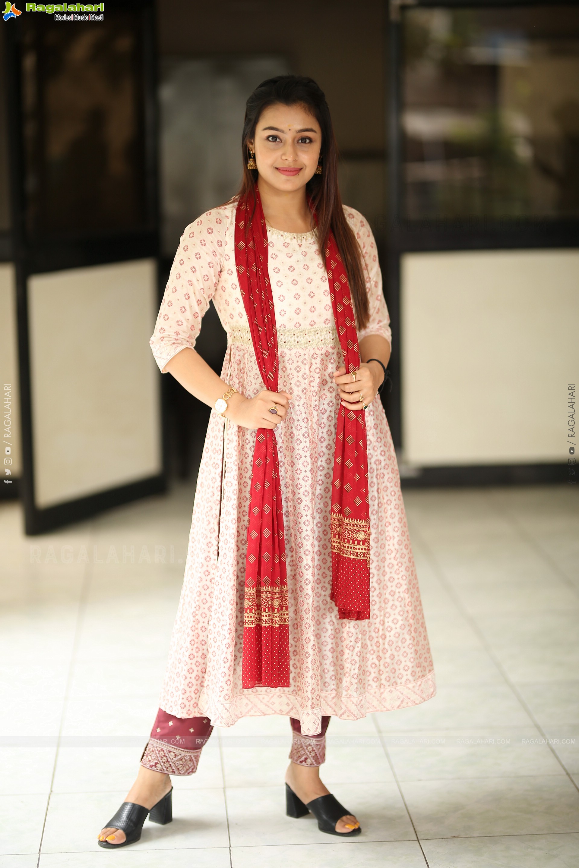 Mokksha at Alanati Ramachandrudu Interview, HD Gallery