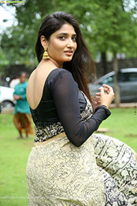 Priya Vadlamani at Veeranjaneyulu Viharayathra Teaser Launch