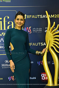 Raashi Khanna at IIFA Utsavam Press Conference, HD Gallery