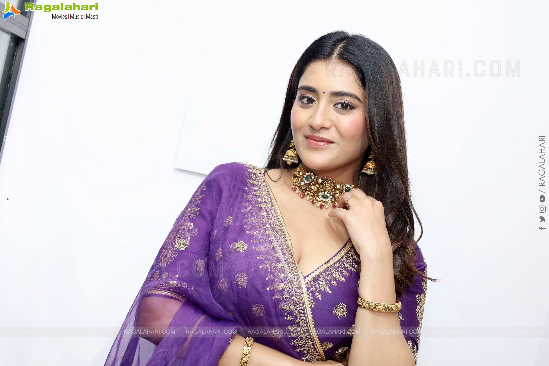 Rashi Singh Latest HD Photo Gallery