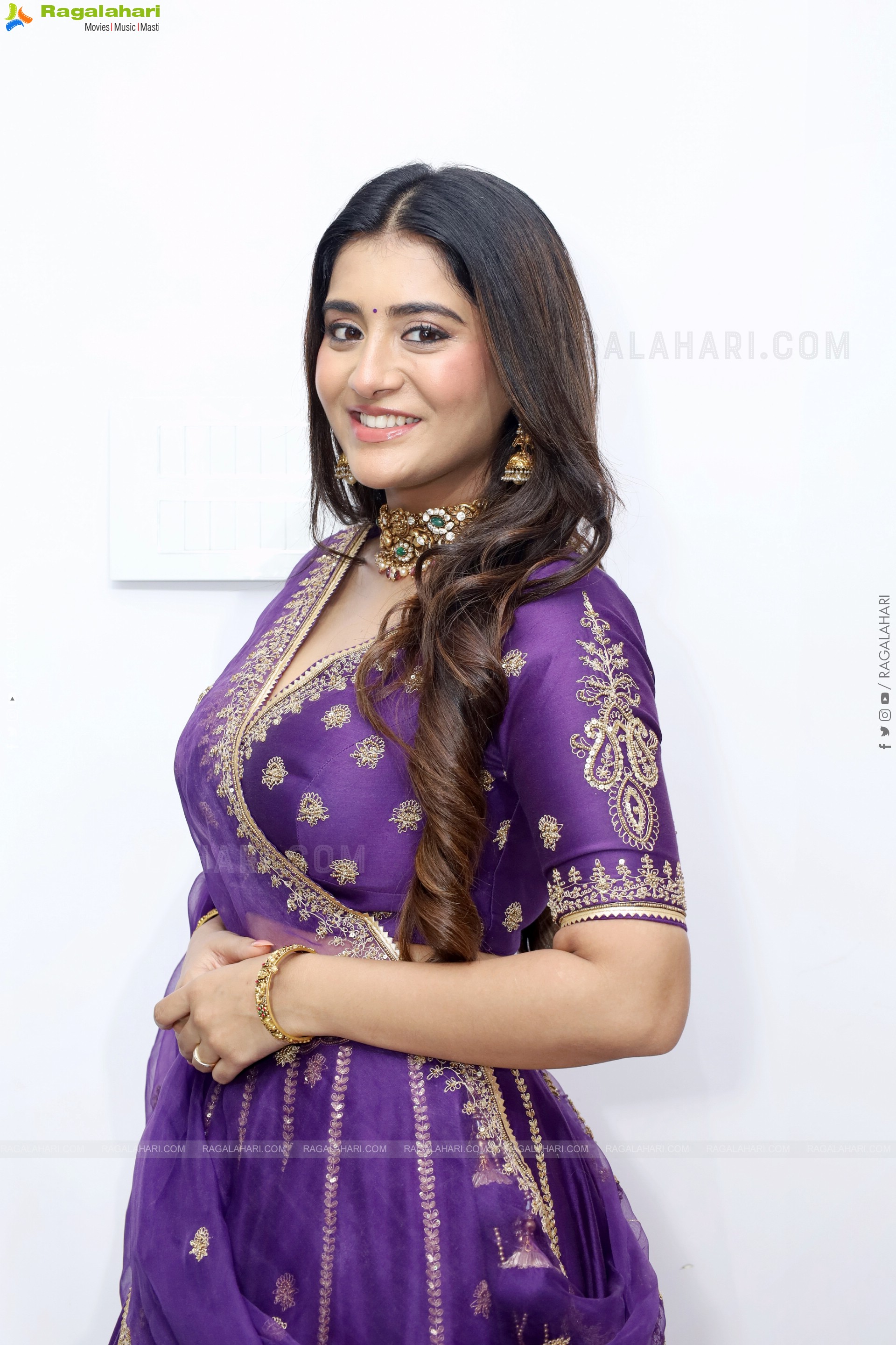 Rashi Singh Latest HD Photo Gallery