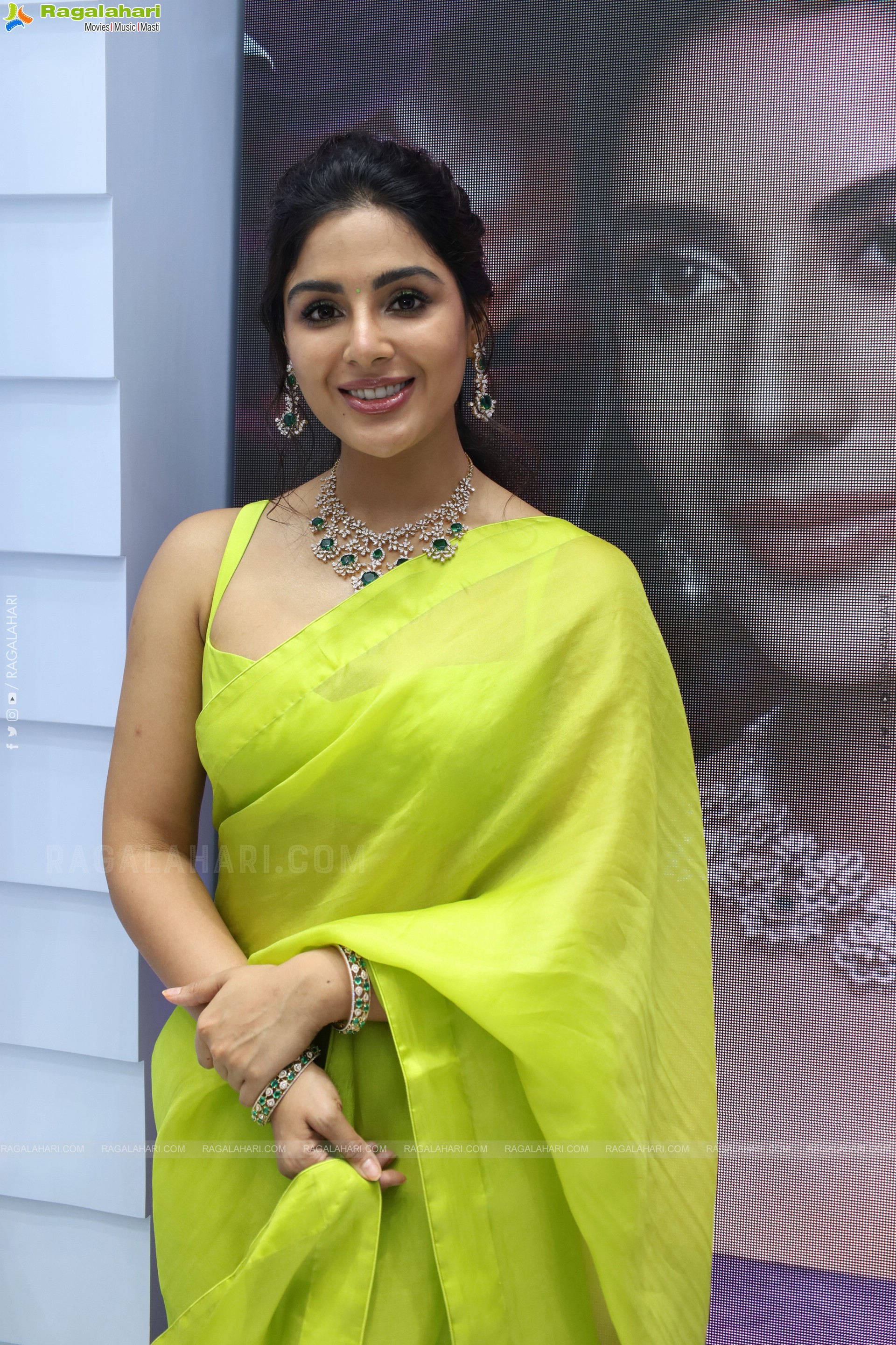 Samyuktha Menon at Ladia Diamond Store Launch, HD Gallery