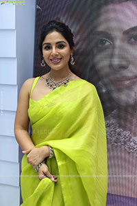 Samyuktha Menon at Ladia Diamond Store Launch, HD Gallery