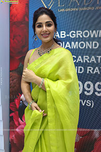 Samyuktha Menon at Ladia Diamond Store Launch, HD Gallery