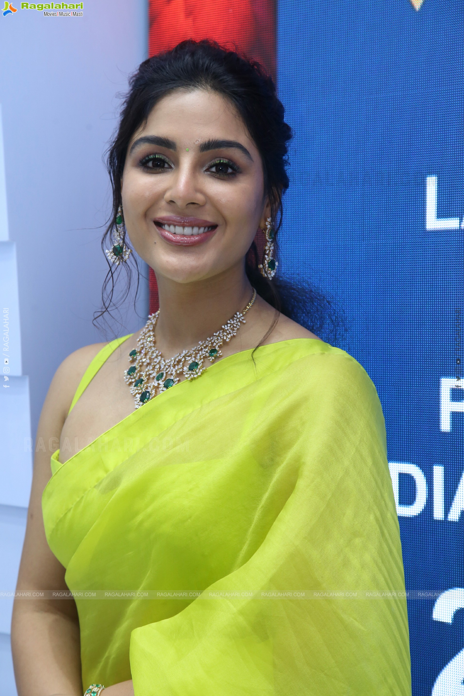 Samyuktha Menon at Ladia Diamond Store Launch, HD Gallery