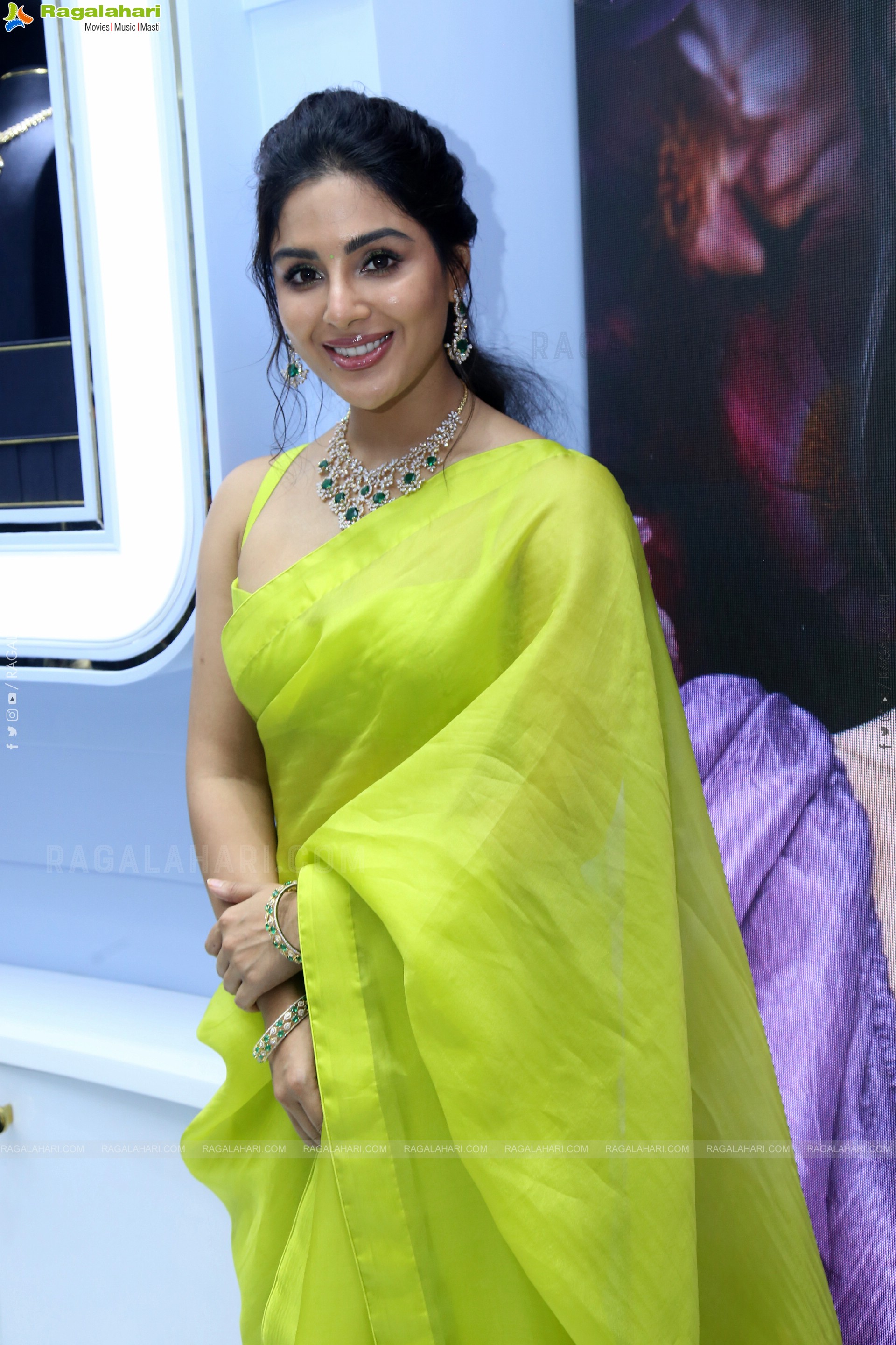 Samyuktha Menon at Ladia Diamond Store Launch, HD Gallery