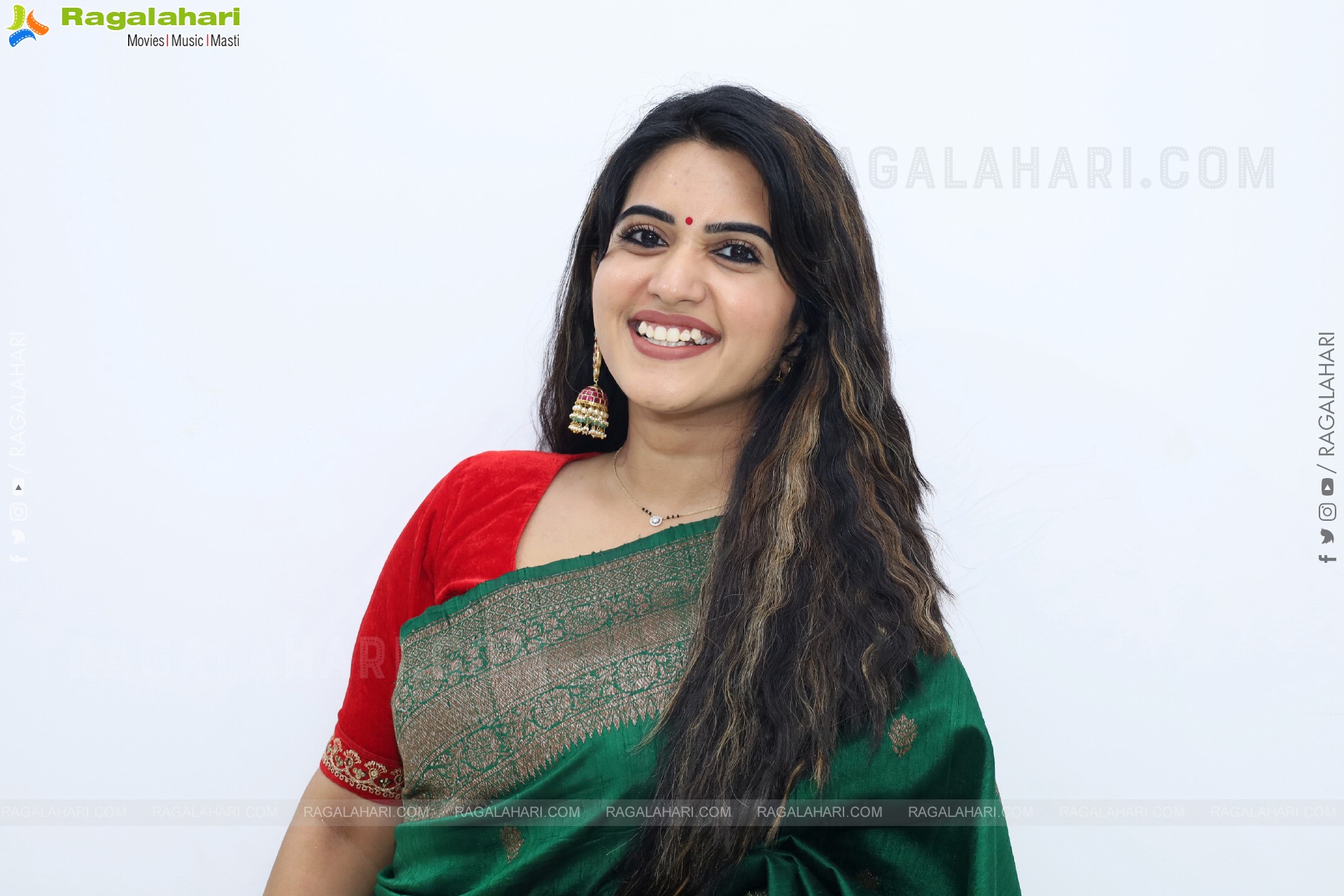 Sravanthi Chokarapu at Hi Life Fashion Showcase Event, HD Gallery