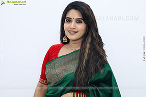 Sravanthi Chokarapu at Hi Life Fashion Showcase Event