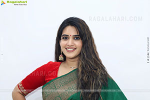 Sravanthi Chokarapu at Hi Life Fashion Showcase Event