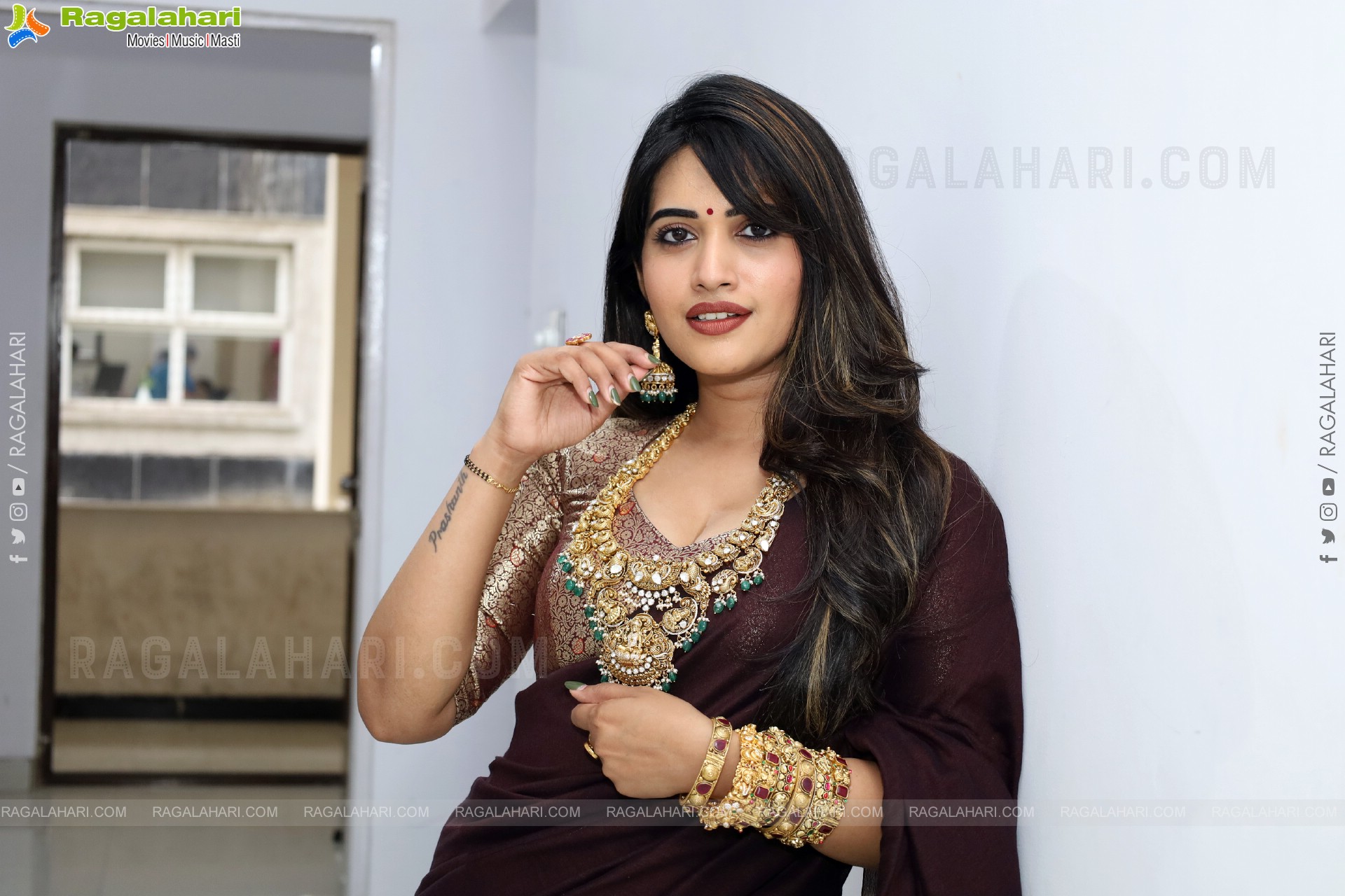 Sravanthi Chokarapu at Hi Life Fashion Showcase Event, HD Gallery