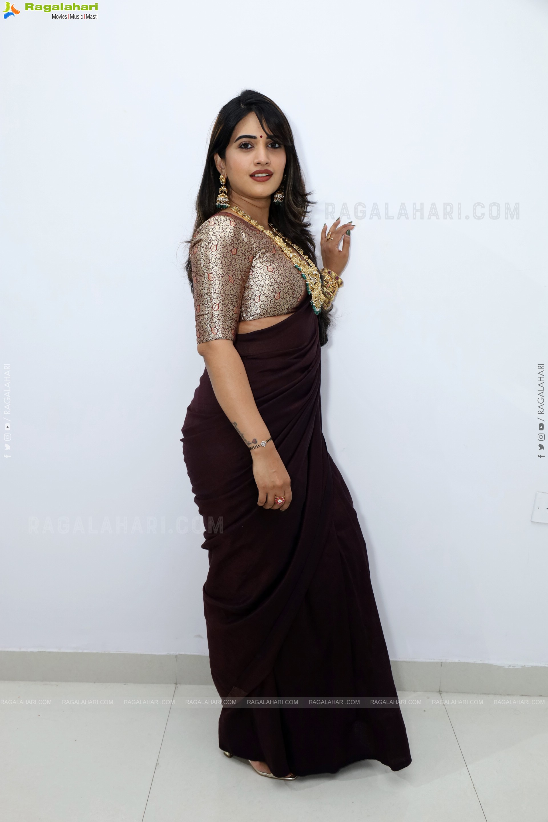 Sravanthi Chokarapu at Hi Life Fashion Showcase Event, HD Gallery