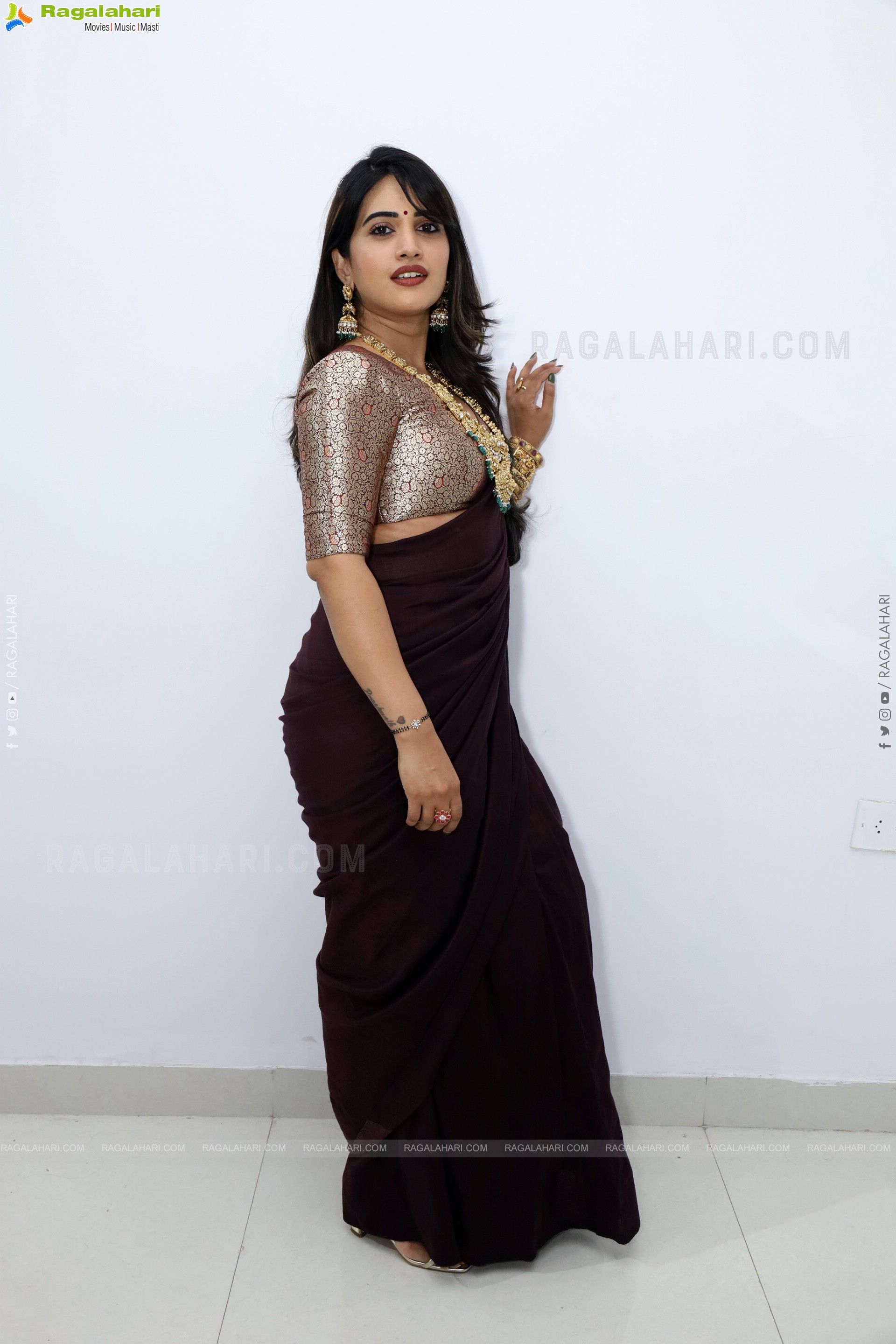 Sravanthi Chokarapu at Hi Life Fashion Showcase Event, HD Gallery