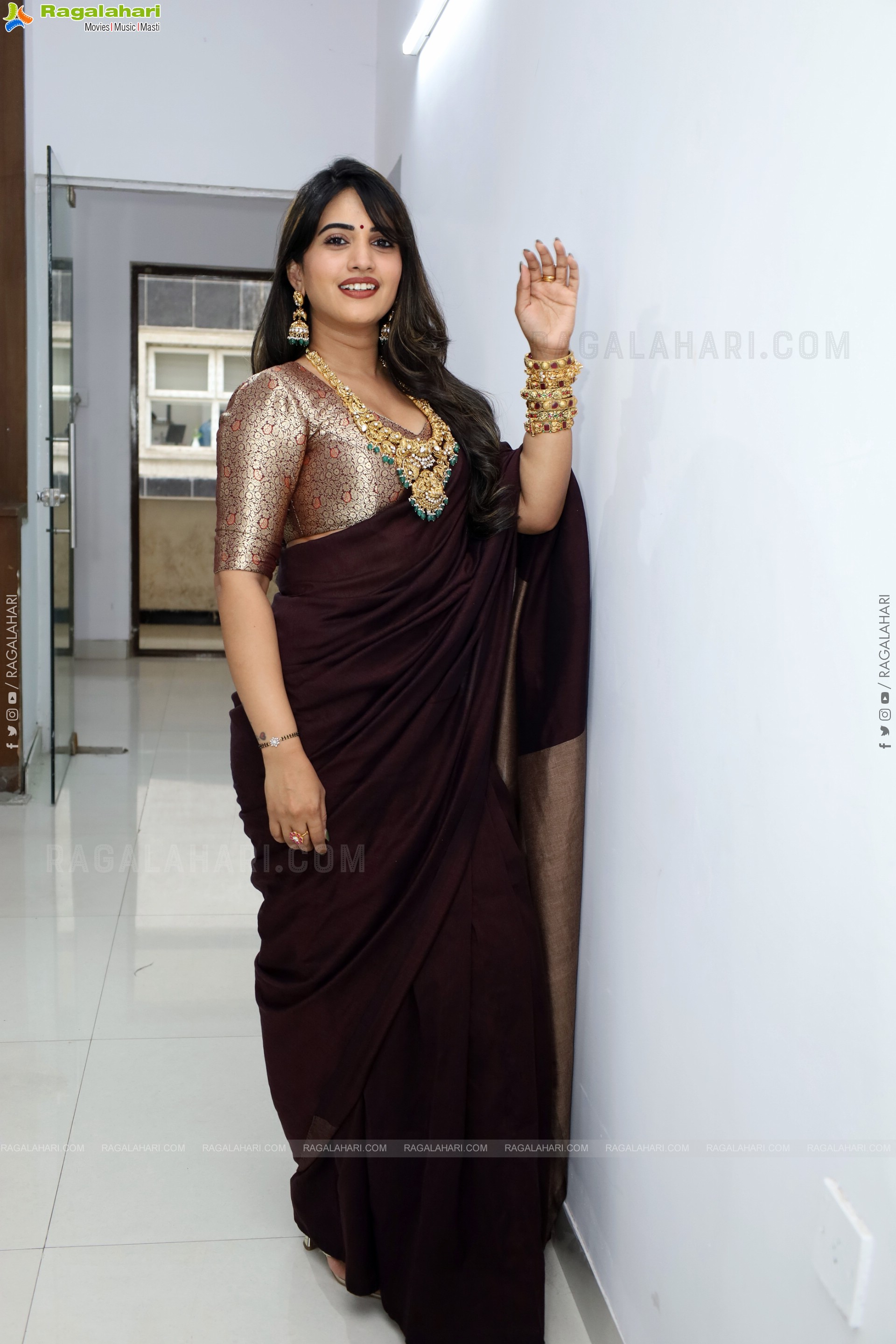 Sravanthi Chokarapu at Hi Life Fashion Showcase Event, HD Gallery