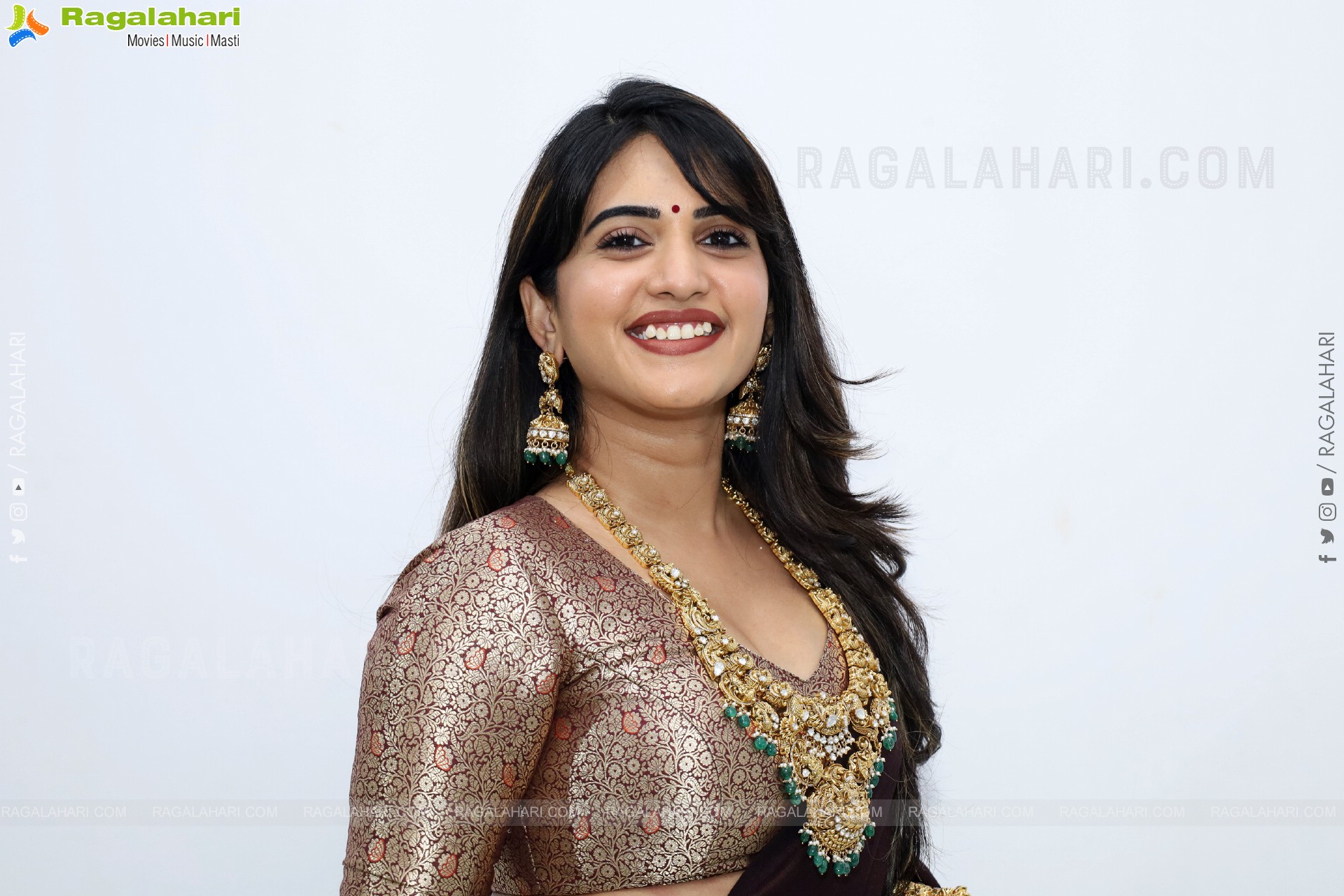 Sravanthi Chokarapu at Hi Life Fashion Showcase Event, HD Gallery