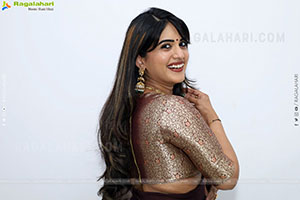 Sravanthi Chokarapu at Hi Life Fashion Showcase Event