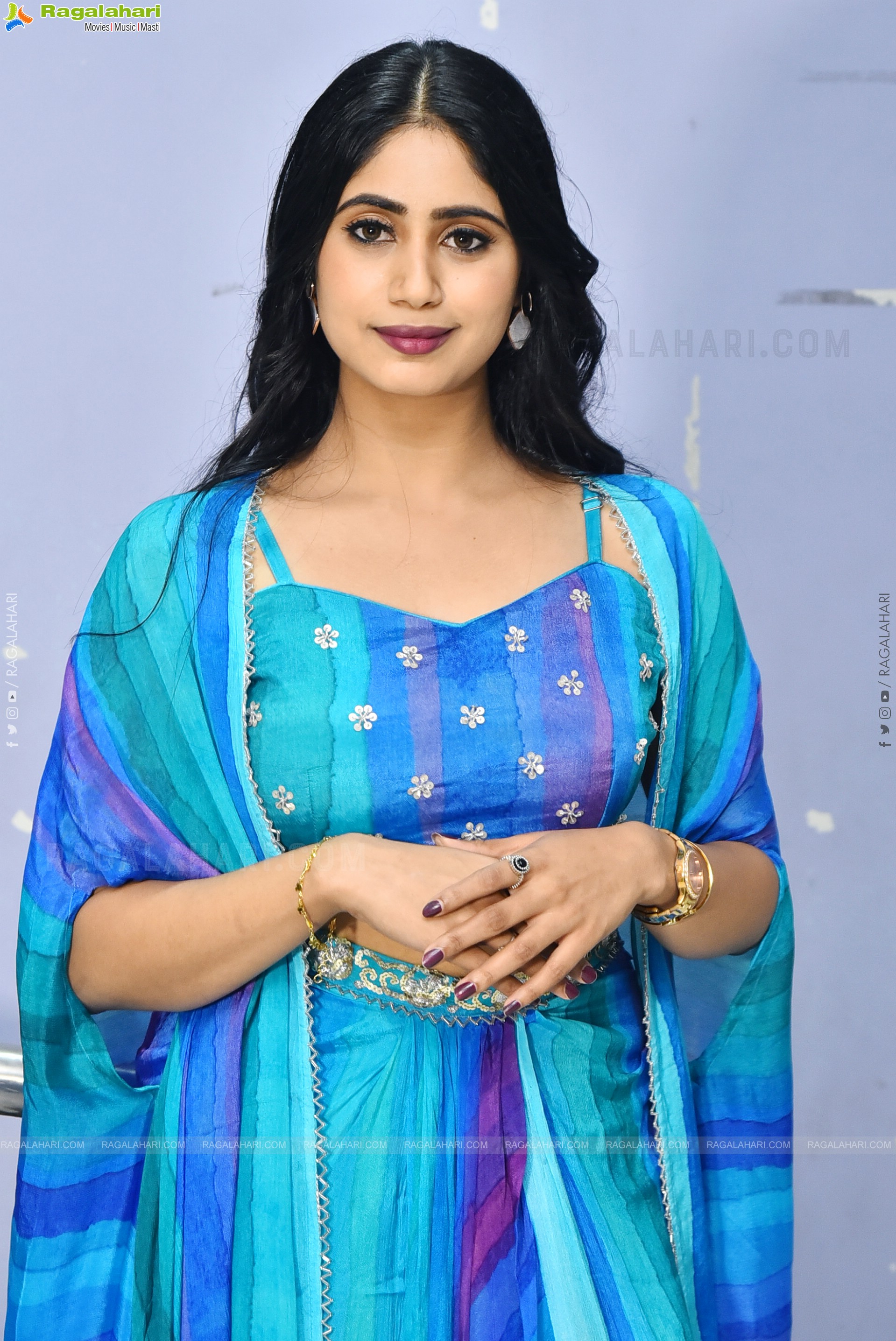 Yashaswini Srinivas at Sarangadariya Trailer Launch Event, HD Gallery