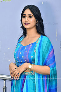 Yashaswini Srinivas at Sarangadariya Trailer Launch Event