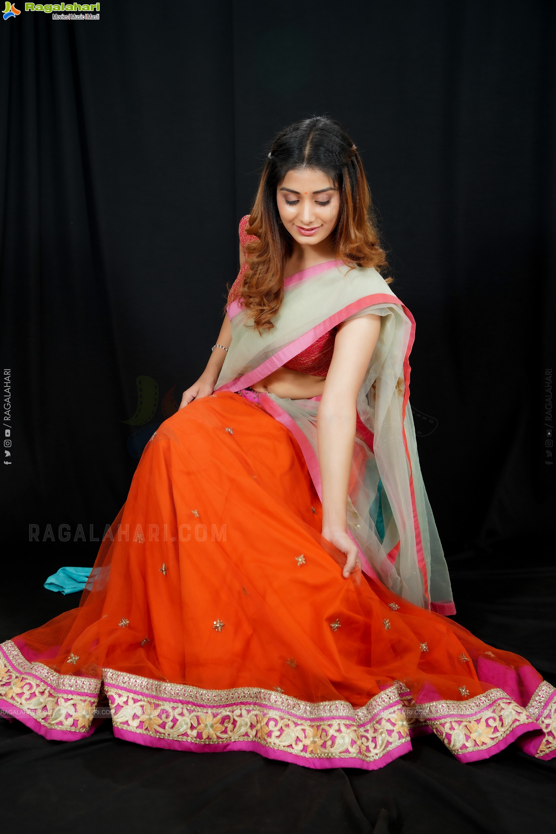 Kanika Wadhwa Latest Exclusive Photoshoot, HD Gallery