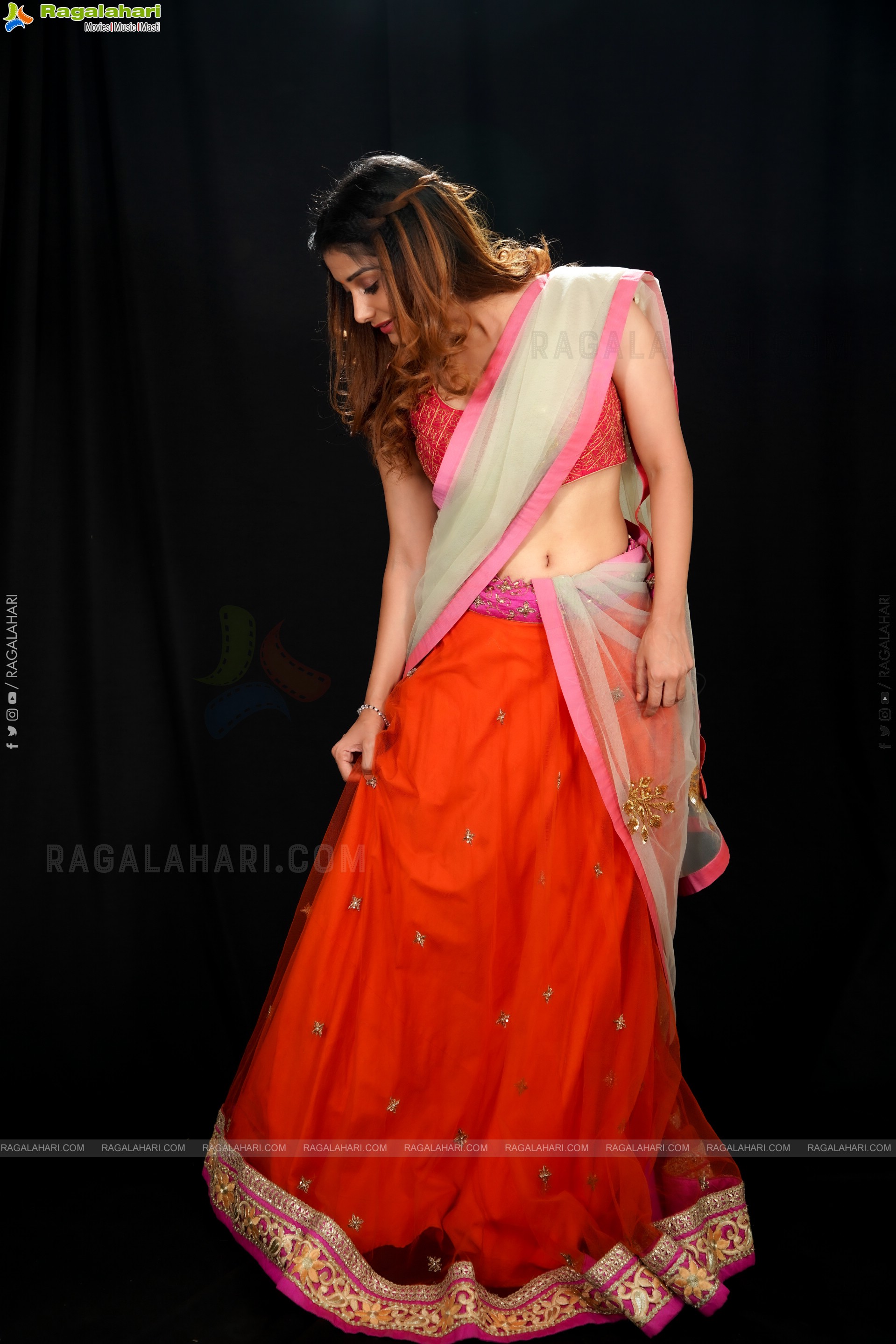 Kanika Wadhwa Latest Exclusive Photoshoot, HD Gallery